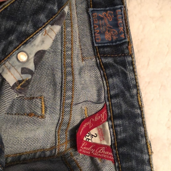 Lucky Brand jeans, low rise, boot cut, size 2 / 26, made in America - Picture 4 of 10
